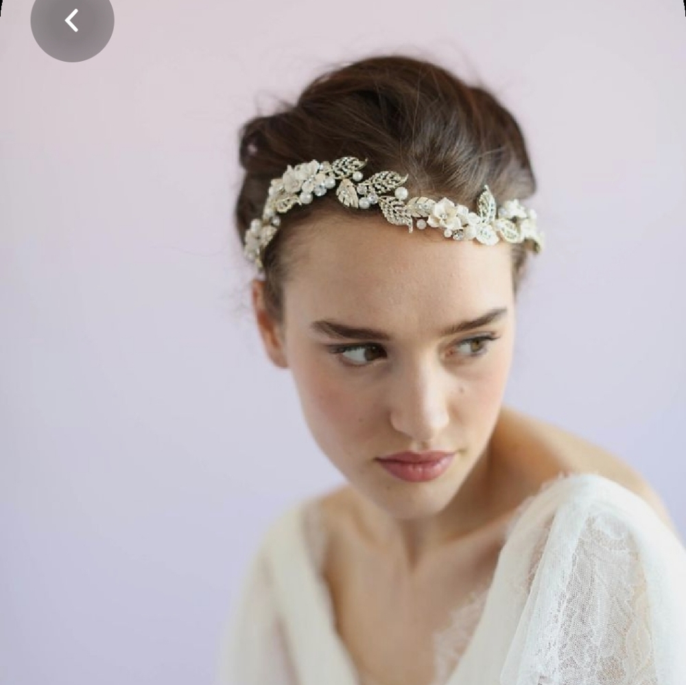 Elegant White Floral Headband
